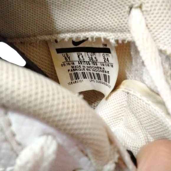 Nike Air Force 1 LV8 '07 Sneakers White And Black Nike's Women Size 7.5 - Picture 8 of 12